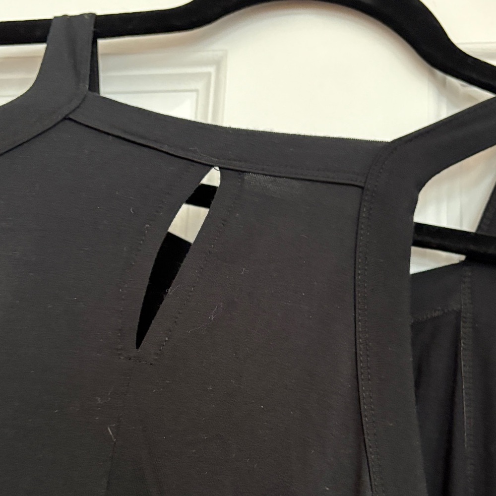Agnes & Dora Classic Black‎ Midi Dress - Picture 7 of 8